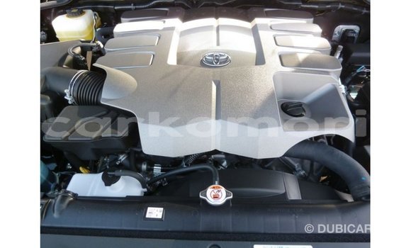 Acheter Import Voiture Toyota Land Cruiser Noir à Import - Dubai, Grande Comore Acheter Import Voiture Toyota Land Cruiser Noir à Import - Dubai, Grande Comore
