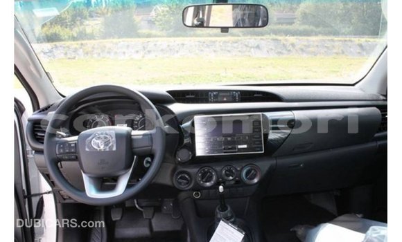 Buy Import Toyota Hilux White Car in Import - Dubai in Great Comore Buy Import Toyota Hilux White Car in Import - Dubai in Great Comore