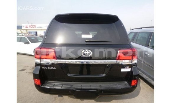 Acheter Import Voiture Toyota Land Cruiser Noir à Import - Dubai, Grande Comore Acheter Import Voiture Toyota Land Cruiser Noir à Import - Dubai, Grande Comore