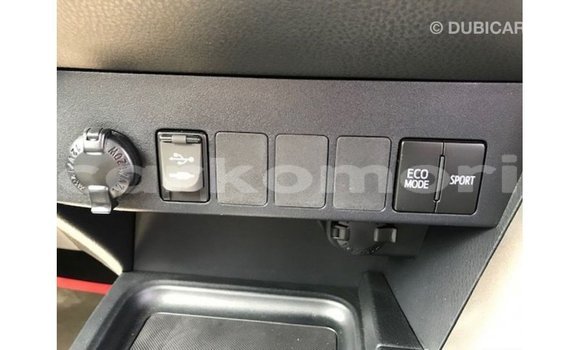 Buy Import Toyota 4Runner White Car in Import - Dubai in Great Comore Buy Import Toyota 4Runner White Car in Import - Dubai in Great Comore