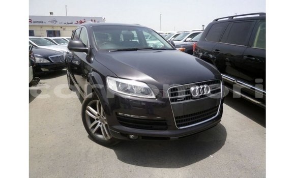 Acheter Import Voiture Audi Q7 Noir à Import - Dubai, Grande Comore