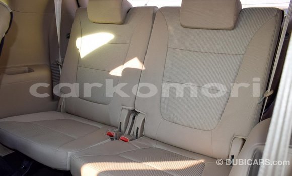 Acheter Import Voiture Kia Sorento Blanc à Import - Dubai, Grande Comore Acheter Import Voiture Kia Sorento Blanc à Import - Dubai, Grande Comore