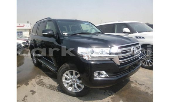 Acheter Import Voiture Toyota Land Cruiser Noir à Import - Dubai, Grande Comore Acheter Import Voiture Toyota Land Cruiser Noir à Import - Dubai, Grande Comore