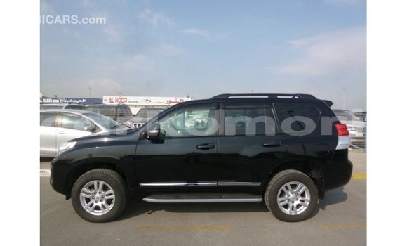 Acheter Import Voiture Toyota Prado Noir à Import - Dubai, Grande Comore Acheter Import Voiture Toyota Prado Noir à Import - Dubai, Grande Comore