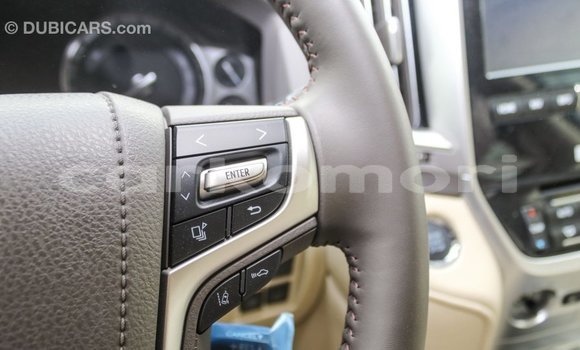 Acheter Import Voiture Toyota Land Cruiser Noir à Import - Dubai, Grande Comore Acheter Import Voiture Toyota Land Cruiser Noir à Import - Dubai, Grande Comore