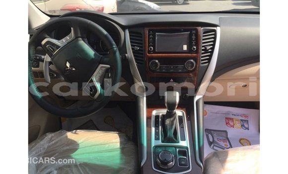 Buy Import Mitsubishi Montero Other Car in Import - Dubai in Great Comore Buy Import Mitsubishi Montero Other Car in Import - Dubai in Great Comore