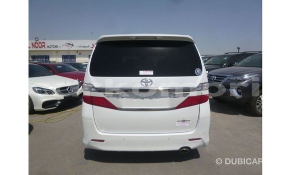 Acheter Import Voiture Toyota Vellfire Blanc à Import - Dubai, Grande Comore Acheter Import Voiture Toyota Vellfire Blanc à Import - Dubai, Grande Comore