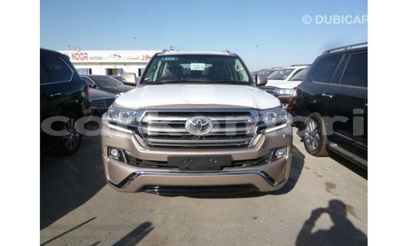 Buy Import Toyota Land Cruiser Other Car in Import - Dubai in Great Comore Buy Import Toyota Land Cruiser Other Car in Import - Dubai in Great Comore