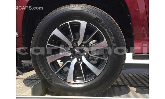 Acheter Import Voiture Mitsubishi Montero Autre à Import - Dubai, Grande Comore