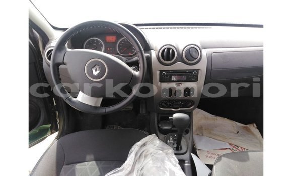 Buy Import Renault Duster Green Car in Import - Dubai in Great Comore Buy Import Renault Duster Green Car in Import - Dubai in Great Comore