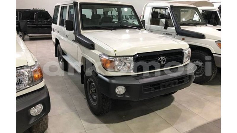 Big with watermark toyota land cruiser grande comore import dubai 2427