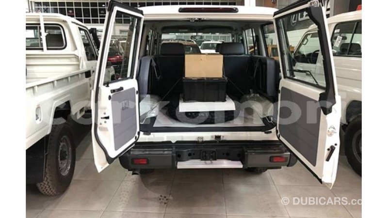 Big with watermark toyota land cruiser grande comore import dubai 2427