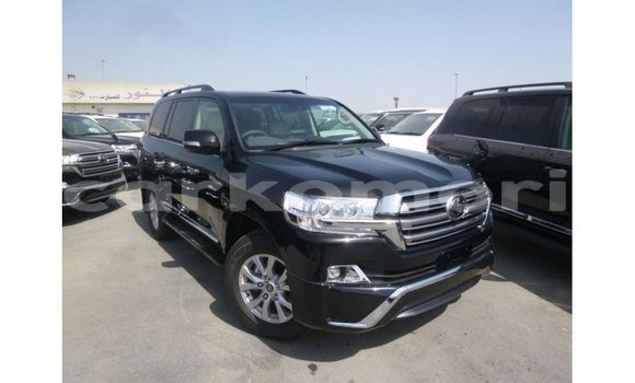 Buy Import Toyota Land Cruiser Black Car in Import - Dubai in Great Comore Buy Import Toyota Land Cruiser Black Car in Import - Dubai in Great Comore