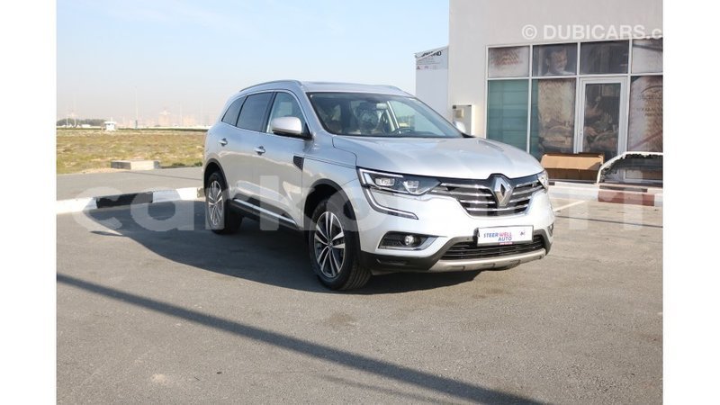 Big with watermark renault 4 grande comore import dubai 2434