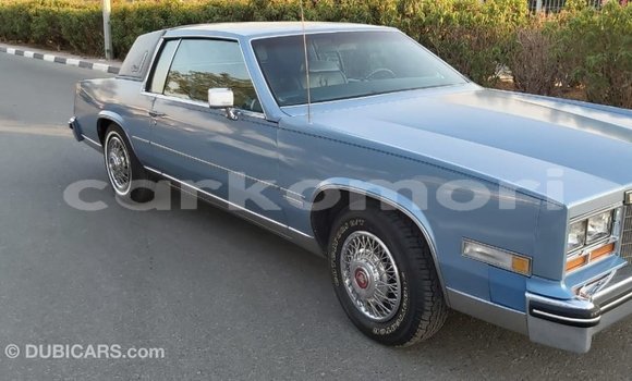 Acheter Import Voiture Cadillac Eldorado Bleu à Import - Dubai, Grande Comore Acheter Import Voiture Cadillac Eldorado Bleu à Import - Dubai, Grande Comore