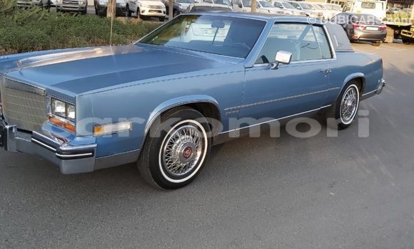 Acheter Import Voiture Cadillac Eldorado Bleu à Import - Dubai, Grande Comore Acheter Import Voiture Cadillac Eldorado Bleu à Import - Dubai, Grande Comore