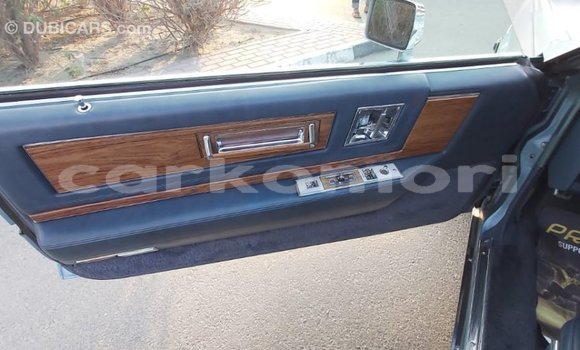 Acheter Import Voiture Cadillac Eldorado Bleu à Import - Dubai, Grande Comore Acheter Import Voiture Cadillac Eldorado Bleu à Import - Dubai, Grande Comore