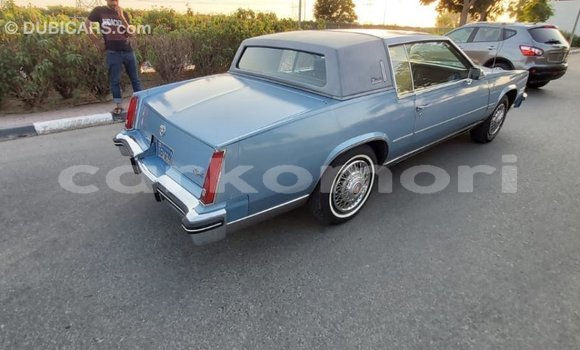 Acheter Import Voiture Cadillac Eldorado Bleu à Import - Dubai, Grande Comore Acheter Import Voiture Cadillac Eldorado Bleu à Import - Dubai, Grande Comore