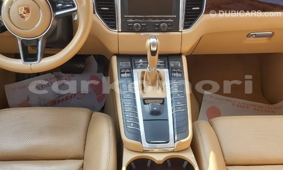 Acheter Import Voiture Porsche Macan Autre à Import - Dubai, Grande Comore Acheter Import Voiture Porsche Macan Autre à Import - Dubai, Grande Comore