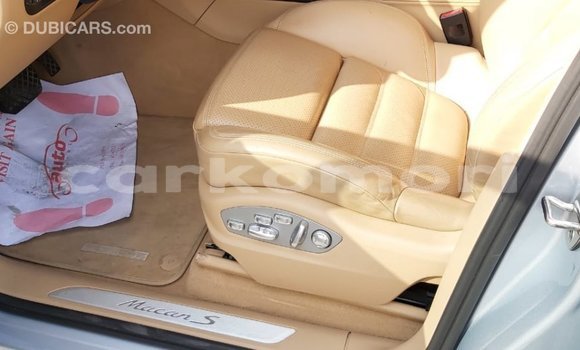 Acheter Import Voiture Porsche Macan Autre à Import - Dubai, Grande Comore Acheter Import Voiture Porsche Macan Autre à Import - Dubai, Grande Comore