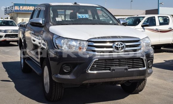 Acheter Import Voiture Toyota Hilux Autre à Import - Dubai, Grande Comore Acheter Import Voiture Toyota Hilux Autre à Import - Dubai, Grande Comore