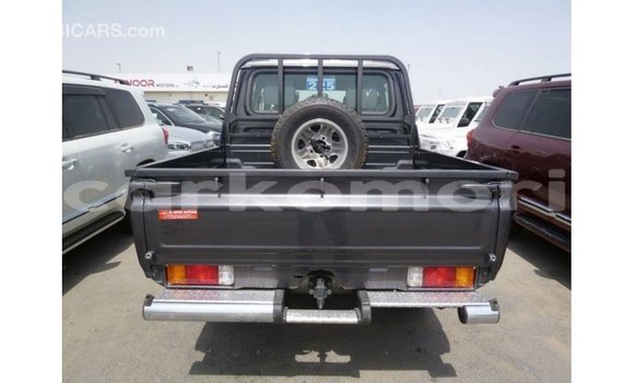 Acheter Import Voiture Toyota Land Cruiser Autre à Import - Dubai, Grande Comore Acheter Import Voiture Toyota Land Cruiser Autre à Import - Dubai, Grande Comore