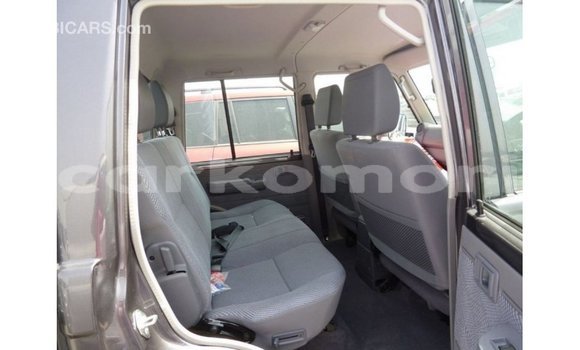 Acheter Import Voiture Toyota Land Cruiser Autre à Import - Dubai, Grande Comore Acheter Import Voiture Toyota Land Cruiser Autre à Import - Dubai, Grande Comore