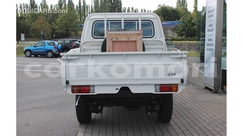 Big with watermark toyota land cruiser grande comore import dubai 2447