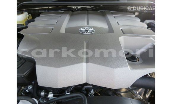 Buy Import Toyota Land Cruiser White Car in Import - Dubai in Great Comore Buy Import Toyota Land Cruiser White Car in Import - Dubai in Great Comore