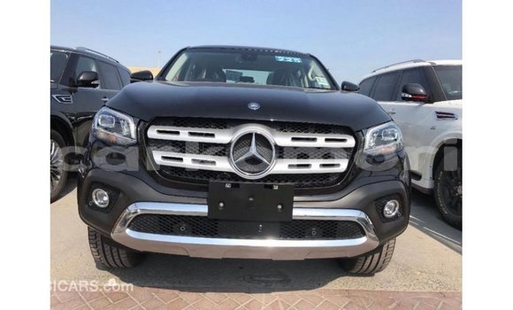 Acheter Import Voiture Mercedes-Benz 250 Noir à Import - Dubai, Grande Comore Acheter Import Voiture Mercedes-Benz 250 Noir à Import - Dubai, Grande Comore