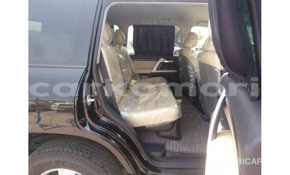 Buy Import Toyota Land Cruiser Black Car in Import - Dubai in Great Comore Buy Import Toyota Land Cruiser Black Car in Import - Dubai in Great Comore