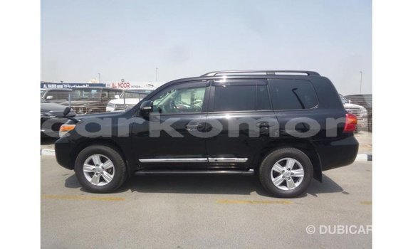 Buy Import Toyota Land Cruiser Black Car in Import - Dubai in Great Comore Buy Import Toyota Land Cruiser Black Car in Import - Dubai in Great Comore