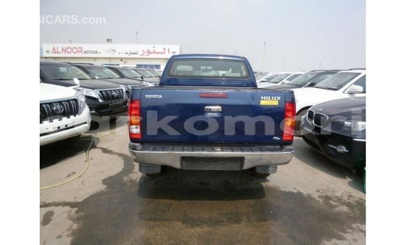 Acheter Import Voiture Toyota Hilux Bleu à Import - Dubai, Grande Comore Acheter Import Voiture Toyota Hilux Bleu à Import - Dubai, Grande Comore