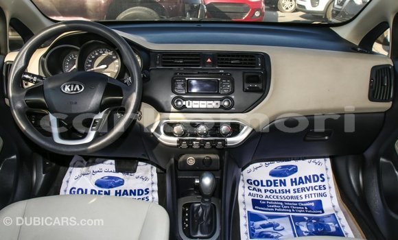 Acheter Import Voiture Kia Rio Marron à Import - Dubai, Grande Comore Acheter Import Voiture Kia Rio Marron à Import - Dubai, Grande Comore