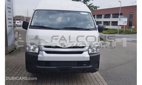 Buy Import Toyota Hiace White Car in Import - Dubai in Great Comore Buy Import Toyota Hiace White Car in Import - Dubai in Great Comore