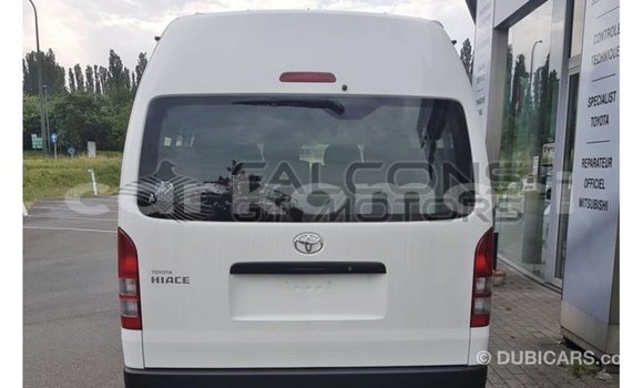 Buy Import Toyota Hiace White Car in Import - Dubai in Great Comore Buy Import Toyota Hiace White Car in Import - Dubai in Great Comore