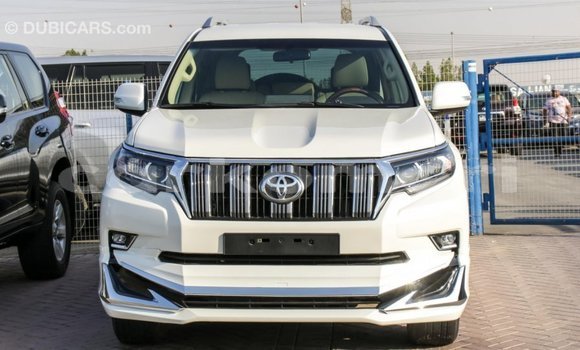Acheter Import Voiture Toyota Prado Blanc à Import - Dubai, Grande Comore Acheter Import Voiture Toyota Prado Blanc à Import - Dubai, Grande Comore