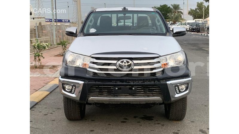Big with watermark toyota hilux grande comore import dubai 2482