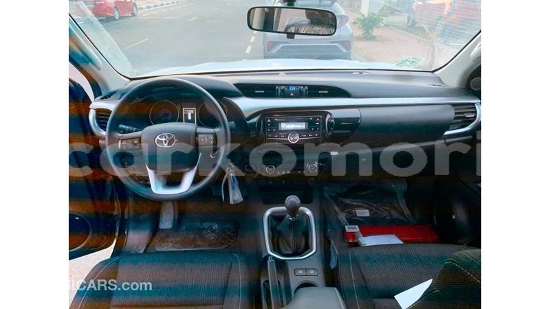 Big with watermark toyota hilux grande comore import dubai 2482