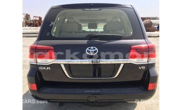 Buy Import Toyota Land Cruiser Black Car in Import - Dubai in Great Comore Buy Import Toyota Land Cruiser Black Car in Import - Dubai in Great Comore