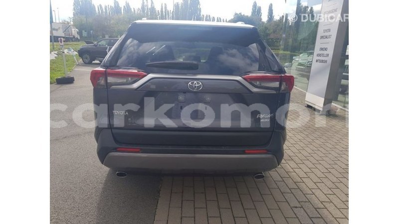 Big with watermark toyota 4runner great comore import dubai 2485