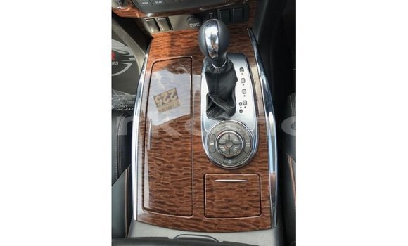 Acheter Import Voiture Nissan Patrol Autre à Import - Dubai, Grande Comore Acheter Import Voiture Nissan Patrol Autre à Import - Dubai, Grande Comore