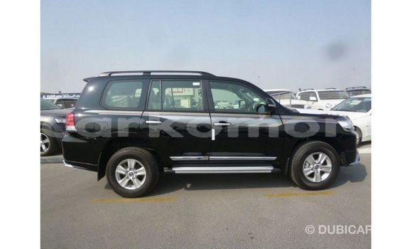 Acheter Import Voiture Toyota Land Cruiser Noir à Import - Dubai, Grande Comore Acheter Import Voiture Toyota Land Cruiser Noir à Import - Dubai, Grande Comore
