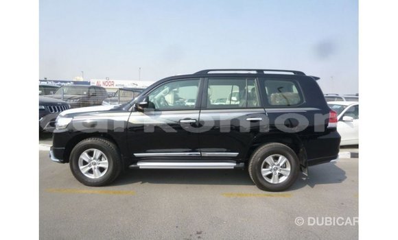 Acheter Import Voiture Toyota Land Cruiser Noir à Import - Dubai, Grande Comore Acheter Import Voiture Toyota Land Cruiser Noir à Import - Dubai, Grande Comore