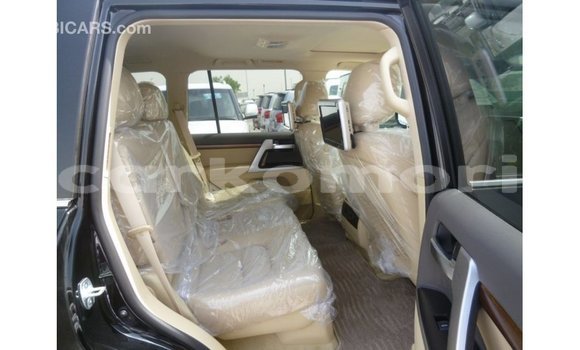 Buy Import Toyota Land Cruiser Black Car in Import - Dubai in Great Comore Buy Import Toyota Land Cruiser Black Car in Import - Dubai in Great Comore