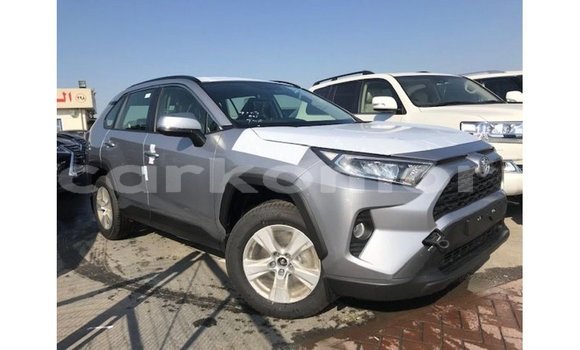 Acheter Import Voiture Toyota 4Runner Autre à Import - Dubai, Grande Comore