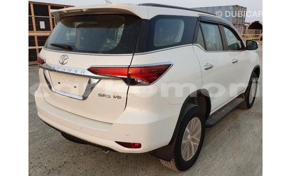 Buy Import Toyota Fortuner White Car in Import - Dubai in Great Comore Buy Import Toyota Fortuner White Car in Import - Dubai in Great Comore