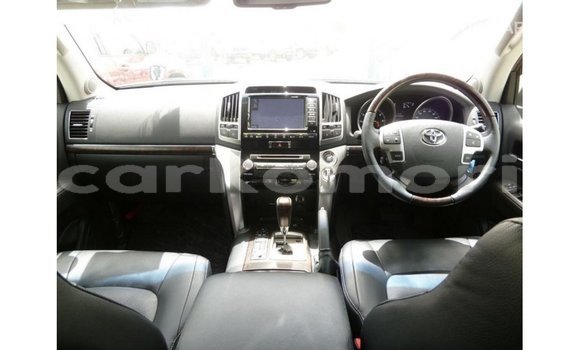 Buy Import Toyota Land Cruiser Black Car in Import - Dubai in Great Comore Buy Import Toyota Land Cruiser Black Car in Import - Dubai in Great Comore
