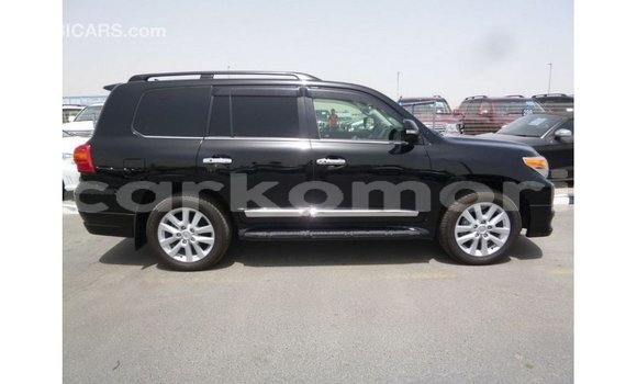Buy Import Toyota Land Cruiser Black Car in Import - Dubai in Great Comore Buy Import Toyota Land Cruiser Black Car in Import - Dubai in Great Comore