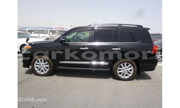Buy Import Toyota Land Cruiser Black Car in Import - Dubai in Great Comore Buy Import Toyota Land Cruiser Black Car in Import - Dubai in Great Comore